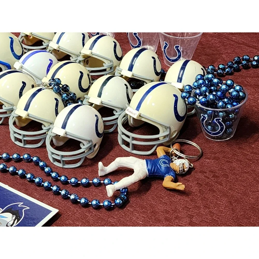Indianapolis Colts Lot Of 21, Stickers, Mini Helmets, Necklaces And Keychain